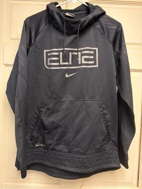 Nike Elite Men’s Therma-Fit Hoodie